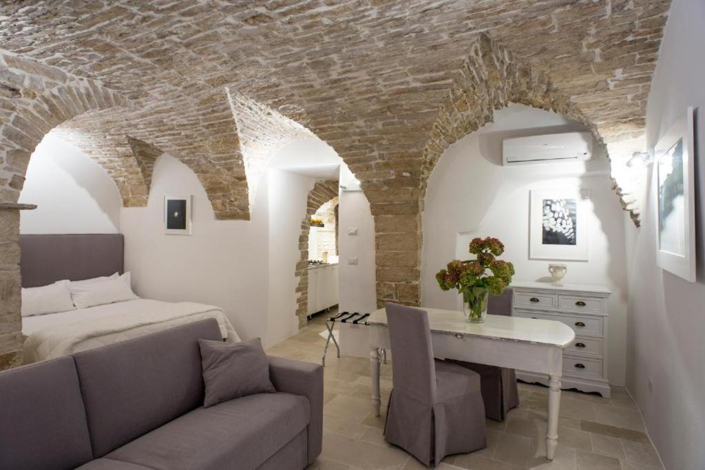 Le Suites Al Torrione Ruvo di Puglia Exterior foto